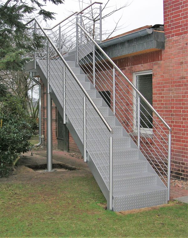 Stahltreppe Modell TA-ST5